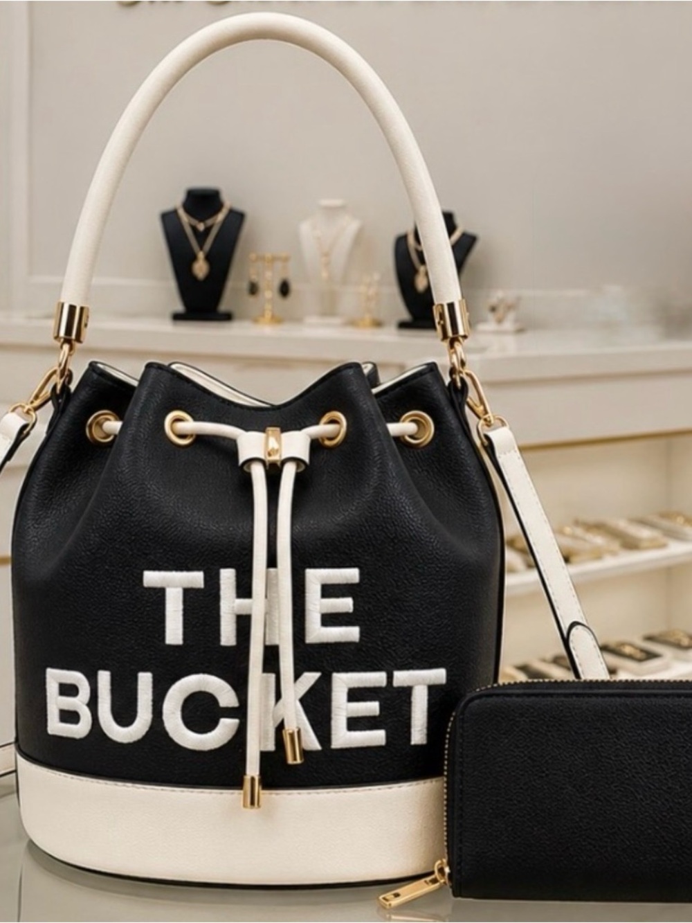 NWT Black & White 'The Bucket' Drawstring Shoulder Bag with Matching Wallet